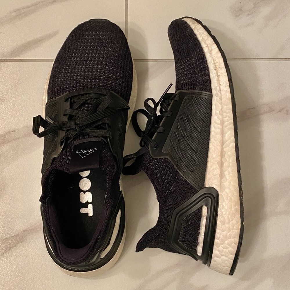 Black Adidas Ultraboosts
